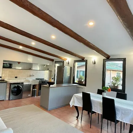 Rock House Appartement *